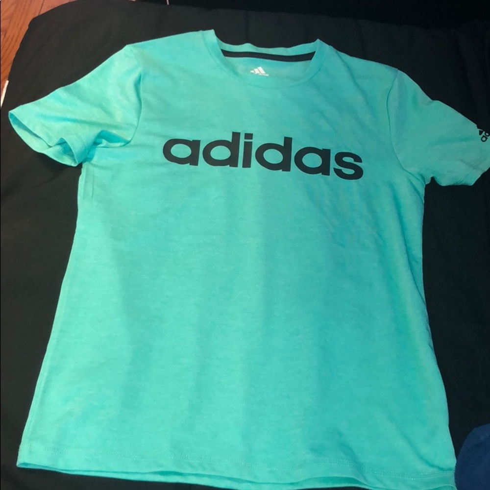 Boys’- Adidas active wear T-shirt never worn
